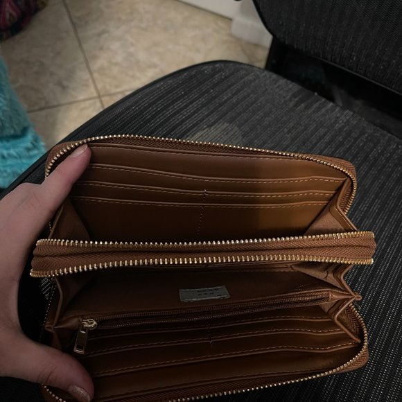 Wristlet - Picture 2 of 4